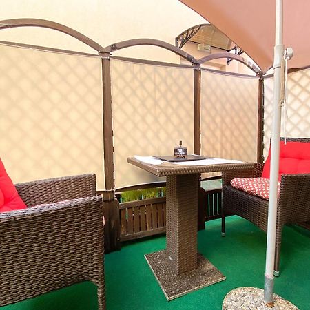 Апартаменты Gardenia One Новиград Экстерьер фото